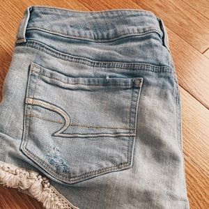 AE JEAN SHORTS